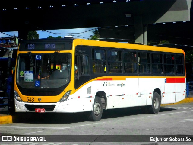 Empresa Metropolitana 543 na cidade de Recife, Pernambuco, Brasil, por Edjunior Sebastião. Número da foto: #11460283.