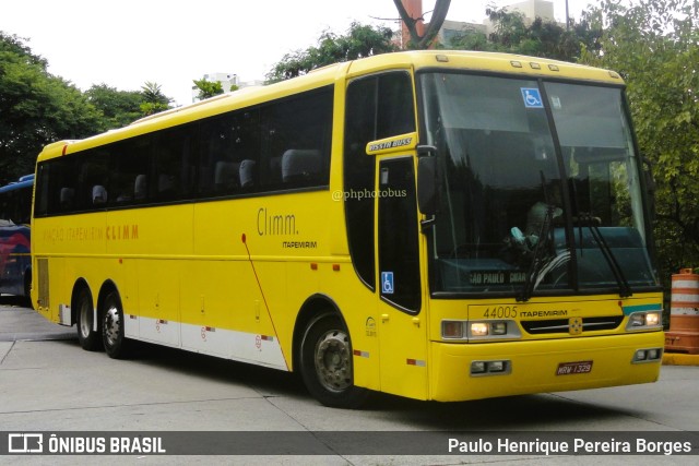 Viação Itapemirim 44005 na cidade de São Paulo, São Paulo, Brasil, por Paulo Henrique Pereira Borges. ID da foto: 11463931.