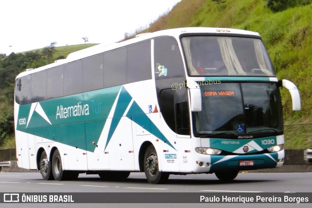 Alternativa Tur 1030 na cidade de Piraí, Rio de Janeiro, Brasil, por Paulo Henrique Pereira Borges. Número da foto: #11463842.