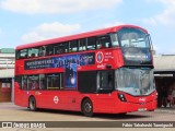 Abellio London Bus Company 3017 na cidade de London, Greater London, Inglaterra, por Fábio Takahashi Tanniguchi. Número da foto: #11464359.