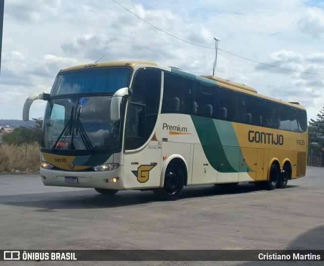 Empresa Gontijo de Transportes 14135 na cidade de Montes Claros, Minas Gerais, Brasil, por Cristiano Martins. ID da foto: 11464410.