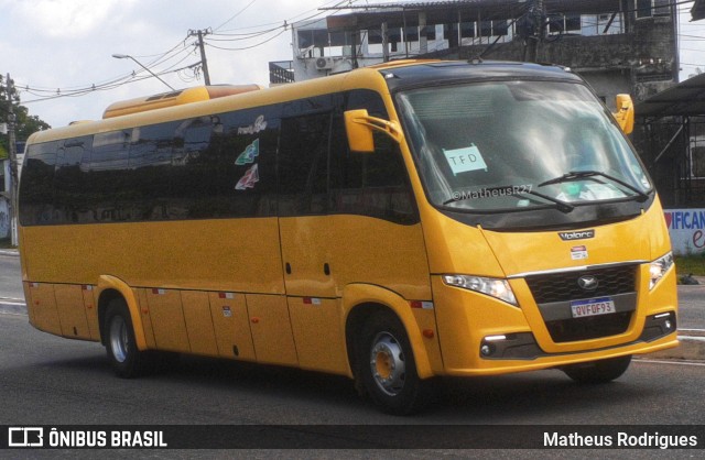 Ônibus Particulares QVF0F93 na cidade de Belém, Pará, Brasil, por Matheus Rodrigues. Número da foto: #11465155.