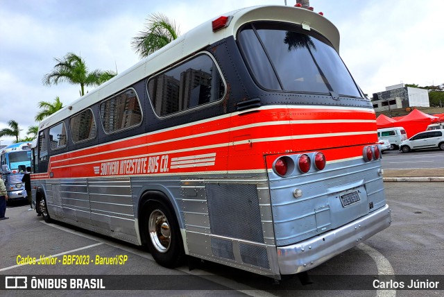 Southern Interstate Bus Co. 1973 na cidade de Barueri, São Paulo, Brasil, por Carlos Júnior. Número da foto: #11415789.