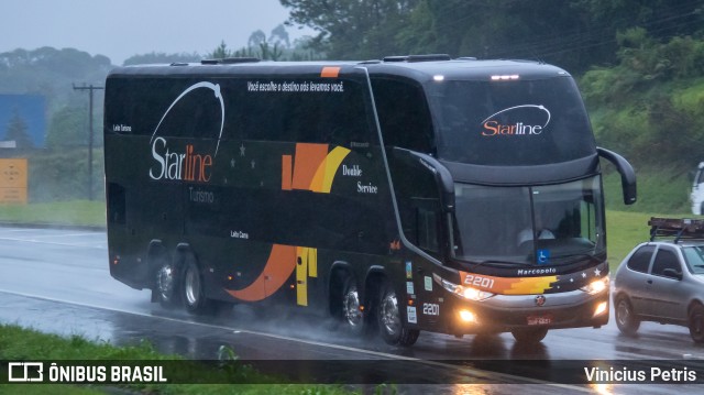 Starline Turismo 2201 na cidade de Joinville, Santa Catarina, Brasil, por Vinicius Petris. Número da foto: #11416174.