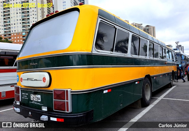 Ônibus Particulares 2394 na cidade de Barueri, São Paulo, Brasil, por Carlos Júnior. ID da foto: 11413701.