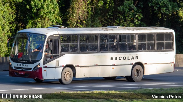 Escolares 40.469 na cidade de Joinville, Santa Catarina, Brasil, por Vinicius Petris. Número da foto: #11416158.