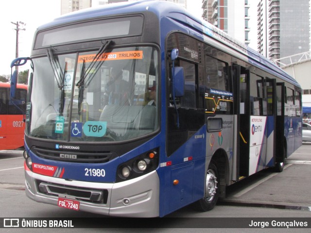 Viação Osasco 21.980 na cidade de Barueri, São Paulo, Brasil, por Jorge Gonçalves. Número da foto: #11413063.