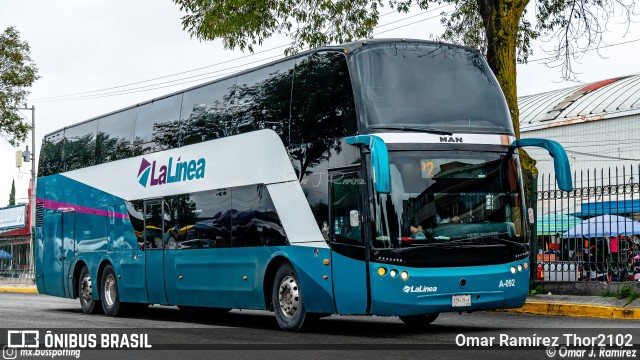 La Línea A-092 na cidade de Toluca, Estado de México, México, por Omar Ramírez Thor2102. Número da foto: #11412754.