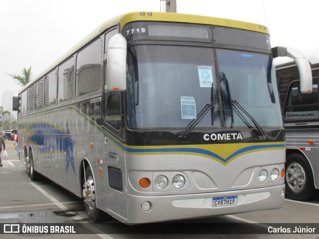 Ônibus Particulares 7719 na cidade de Barueri, São Paulo, Brasil, por Carlos Júnior. ID da foto: 11413754.