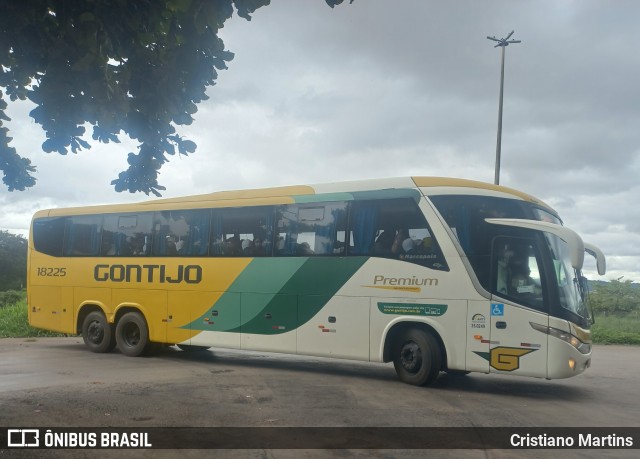 Empresa Gontijo de Transportes 18225 na cidade de Montes Claros, Minas Gerais, Brasil, por Cristiano Martins. Número da foto: #11469681.