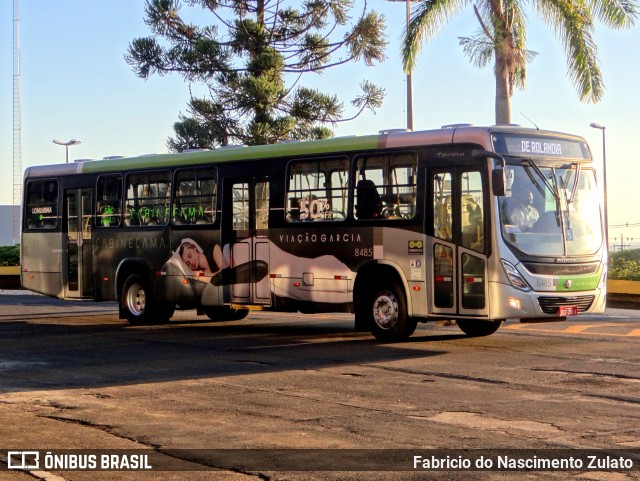 Viação Garcia 8485 na cidade de Londrina, Paraná, Brasil, por Fabricio do Nascimento Zulato. Número da foto: #11471133.