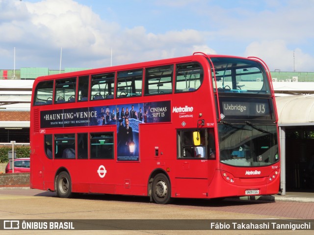 Metroline TE1747 na cidade de London, Greater London, Inglaterra, por Fábio Takahashi Tanniguchi. ID da foto: 11468113.