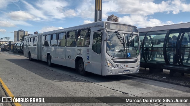 Transporte Coletivo Glória BL607 na cidade de Curitiba, Paraná, Brasil, por Marcos Donizete Silva Junior. ID da foto: 11468120.