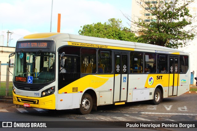 Autotrans Transportes Urbanos e Rodoviários 7512 na cidade de Uberlândia, Minas Gerais, Brasil, por Paulo Henrique Pereira Borges. Número da foto: #11473150.