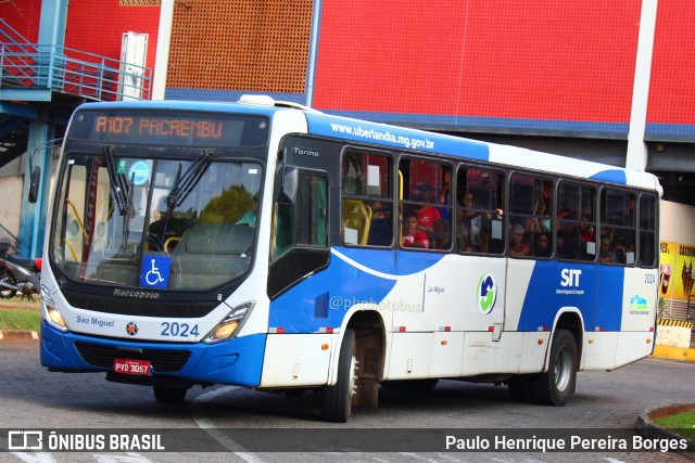 Transporte Urbano São Miguel 2024 na cidade de Uberlândia, Minas Gerais, Brasil, por Paulo Henrique Pereira Borges. Número da foto: #11473153.