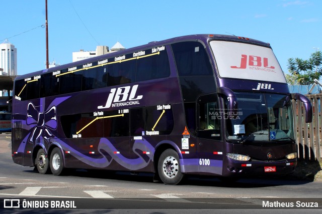 JBL Turismo 6100 na cidade de Porto Alegre, Rio Grande do Sul, Brasil, por Matheus Souza. Número da foto: #11474431.