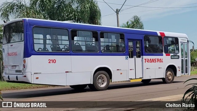 Transpal 210 na cidade de Palmeira das Missões, Rio Grande do Sul, Brasil, por Cleiton Rasta. Número da foto: #11475390.