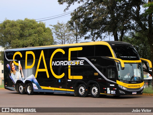 Expresso Nordeste 5990 na cidade de Cascavel, Paraná, Brasil, por João Victor. ID da foto: 11476075.