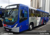 Empresa de Transportes e Turismo Carapicuiba 24.538 na cidade de Barueri, São Paulo, Brasil, por Gustavo  Bonfate. ID da foto: :id.