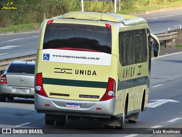 Empresa Unida Mansur e Filhos 2079 na cidade de Juiz de Fora, Minas Gerais, Brasil, por Luiz Krolman. Número da foto: #11479724.