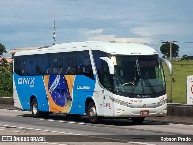 Onix Turismo 142 na cidade de São José dos Campos, São Paulo, Brasil, por Robson Prado. ID da foto: 11479142.