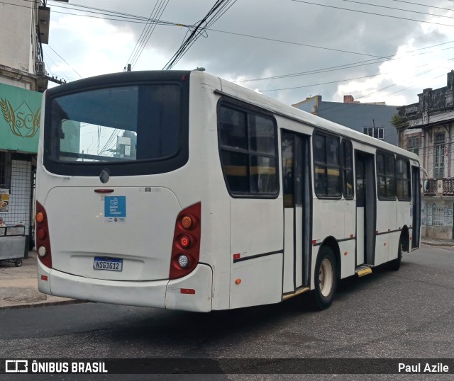 Terraplena S-N na cidade de Belém, Pará, Brasil, por Paul Azile. Número da foto: #11478849.