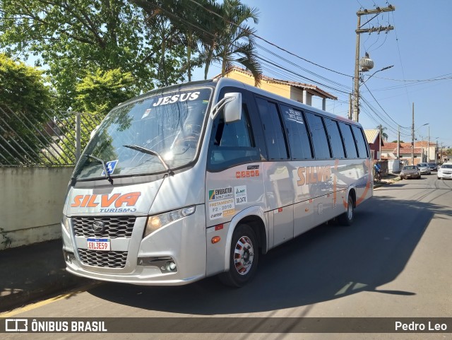 Silva Turismo 2520 na cidade de Campina do Monte Alegre, São Paulo, Brasil, por Pedro Leo. ID da foto: 11480238.