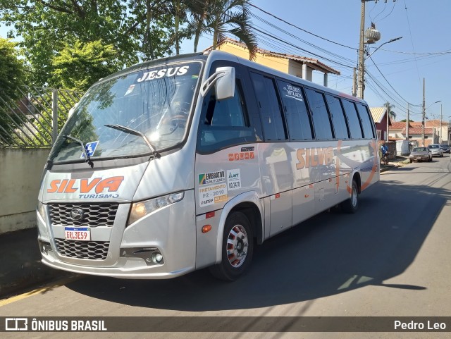 Silva Turismo 2520 na cidade de Campina do Monte Alegre, São Paulo, Brasil, por Pedro Leo. ID da foto: 11480234.