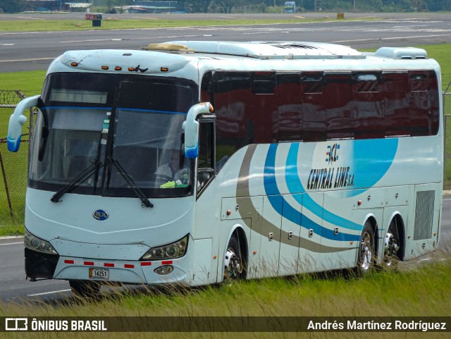 Central Line 00 na cidade de Alajuela, Alajuela, Costa Rica, por Andrés Martínez Rodríguez. Número da foto: #11487066.