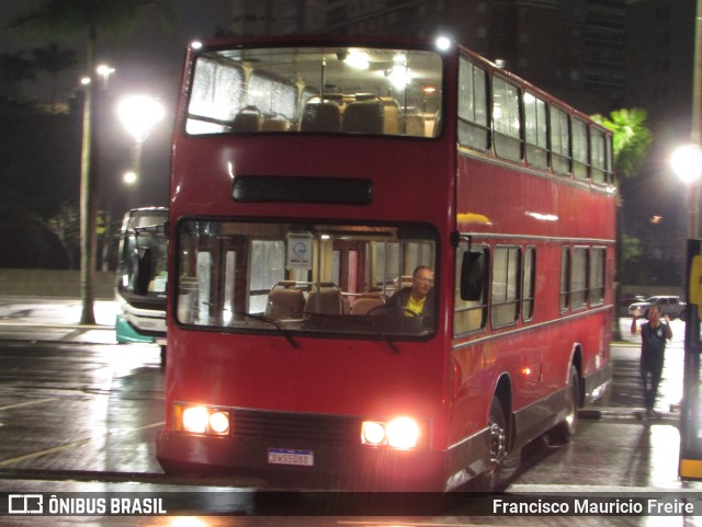 Ônibus Particulares 5388 na cidade de Barueri, São Paulo, Brasil, por Francisco Mauricio Freire. ID da foto: 11488316.