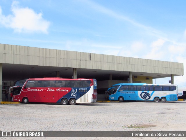 Expresso São Luiz 7780 na cidade de Caruaru, Pernambuco, Brasil, por Lenilson da Silva Pessoa. Número da foto: #11487301.