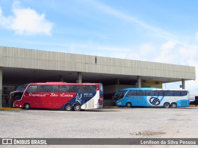 Expresso São Luiz 7780 na cidade de Caruaru, Pernambuco, Brasil, por Lenilson da Silva Pessoa. ID da foto: 11487301.