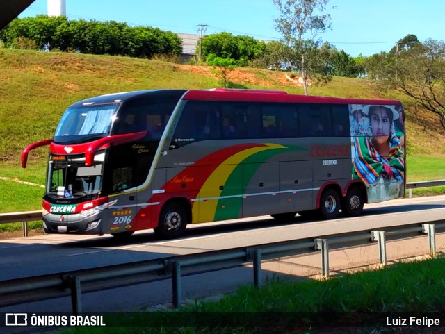 Autobuses Cruceña 2016 na cidade de Sorocaba, São Paulo, Brasil, por Luiz Felipe. ID da foto: 11485927.