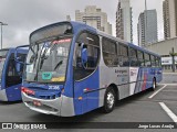 BBTT - Benfica Barueri Transporte e Turismo 27.395 na cidade de Barueri, São Paulo, Brasil, por Jorge Lucas Araújo. ID da foto: :id.