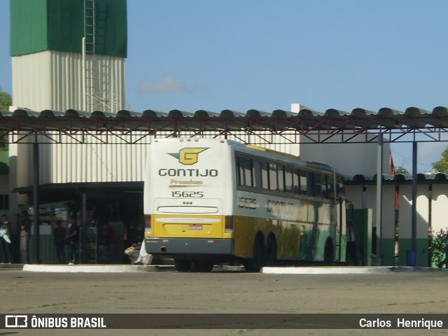 Empresa Gontijo de Transportes 15625 na cidade de Guanambi, Bahia, Brasil, por Carlos  Henrique. ID da foto: 11490143.