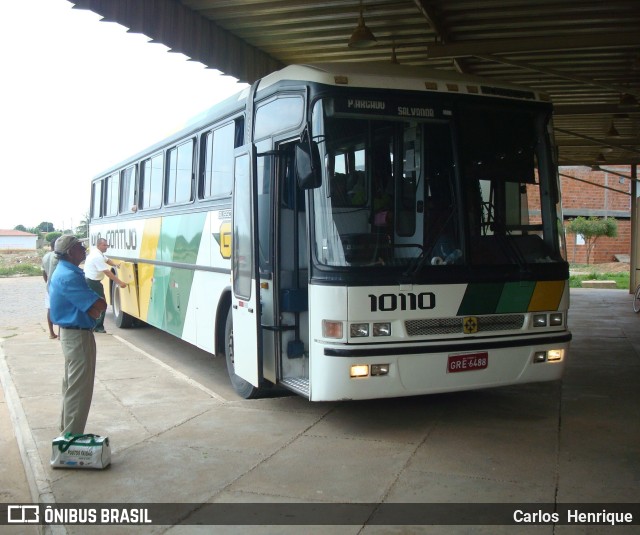 Empresa Gontijo de Transportes 10110 na cidade de Casa Nova, Bahia, Brasil, por Carlos  Henrique. ID da foto: 11492224.