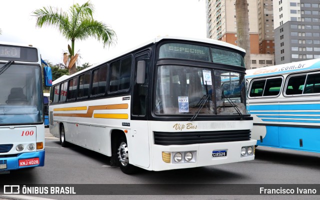 Vip Bus Comércio de Ônibus 1977 na cidade de Barueri, São Paulo, Brasil, por Francisco Ivano. Número da foto: #11419488.