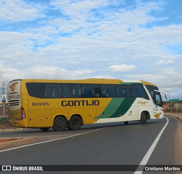 Empresa Gontijo de Transportes 18445 na cidade de Montes Claros, Minas Gerais, Brasil, por Cristiano Martins. ID da foto: 11416532.