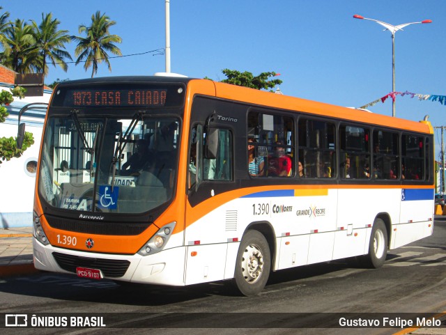 Cidade Alta Transportes 1.390 na cidade de Olinda, Pernambuco, Brasil, por Gustavo Felipe Melo. Número da foto: #11495814.
