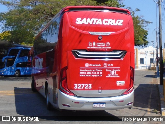 Viação Santa Cruz 32723 na cidade de Três Corações, Minas Gerais, Brasil, por Fábio Mateus Tibúrcio. ID da foto: 11495562.