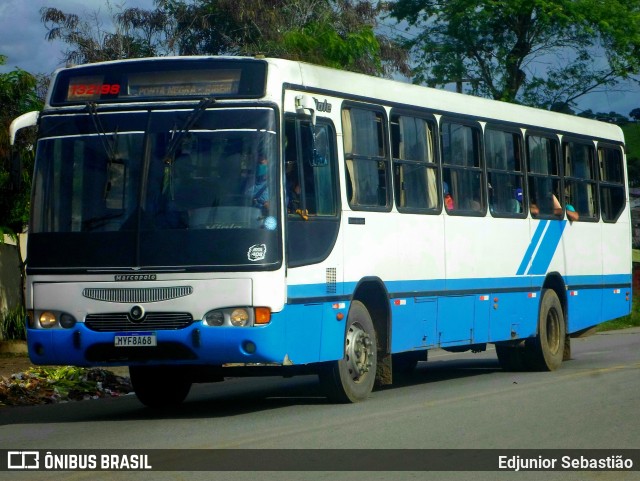 Ônibus Particulares 132198 na cidade de Nazaré da Mata, Pernambuco, Brasil, por Edjunior Sebastião. ID da foto: 11498238.