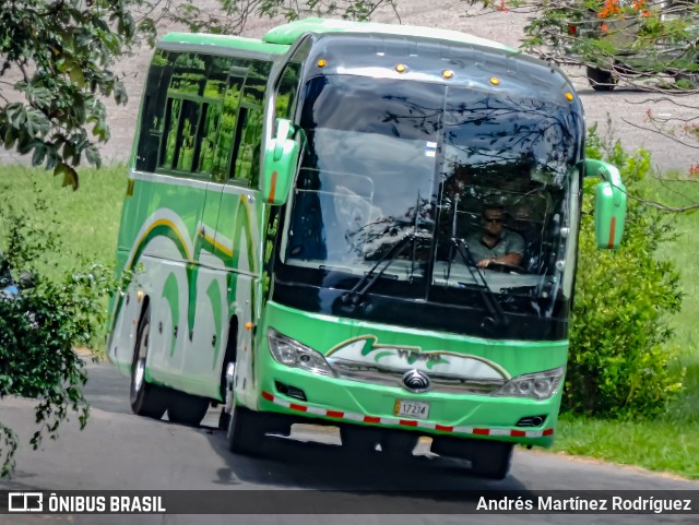 Transportes Blanco 00 na cidade de Belén, Heredia, Costa Rica, por Andrés Martínez Rodríguez. ID da foto: 11421847.