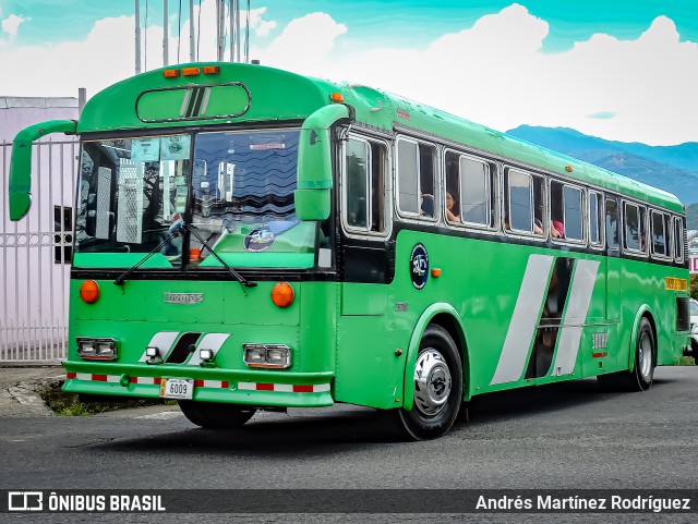 Transcar del Este 00 na cidade de Belén, Heredia, Costa Rica, por Andrés Martínez Rodríguez. ID da foto: 11421077.