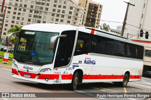 Expresso Maringá 6528 na cidade de Curitiba, Paraná, Brasil, por Paulo Henrique Pereira Borges. ID da foto: 11421153.