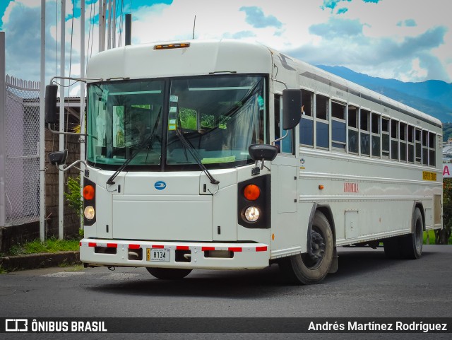 Transportes Antonieta Araya 00 na cidade de Belén, Heredia, Costa Rica, por Andrés Martínez Rodríguez. Número da foto: #11419617.