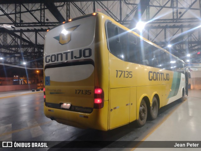 Empresa Gontijo de Transportes 17135 na cidade de Barretos, São Paulo, Brasil, por Jean Peter. ID da foto: 11422541.