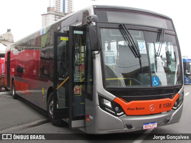 TRANSPPASS - Transporte de Passageiros 8 1586 na cidade de Barueri, São Paulo, Brasil, por Jorge Gonçalves. ID da foto: 11425595.