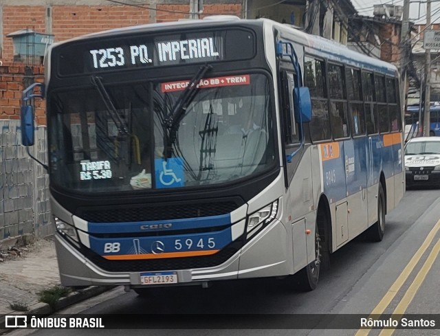 BB Transportes e Turismo 5945 na cidade de Barueri, São Paulo, Brasil, por Rômulo Santos. Número da foto: #11424915.