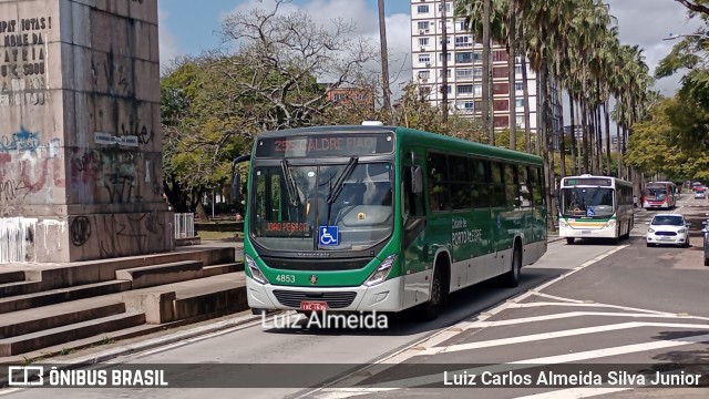 Auto Viação Presidente Vargas 4853 na cidade de Porto Alegre, Rio Grande do Sul, Brasil, por Luiz Carlos Almeida Silva Junior. Número da foto: #11428839.