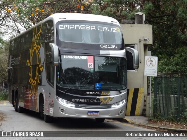 Empresa Cruz 60104 na cidade de São Paulo, São Paulo, Brasil, por Sebastian Andres Maluenda. ID da foto: 11427896.